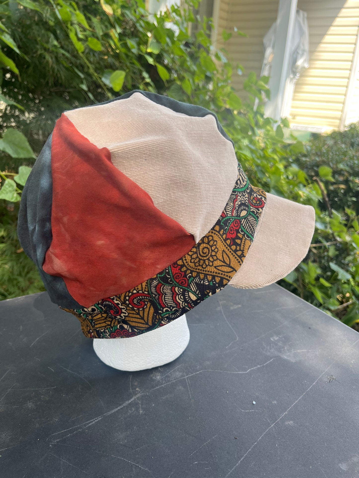 25.5 inch Reversible Page Boy w/ Clip