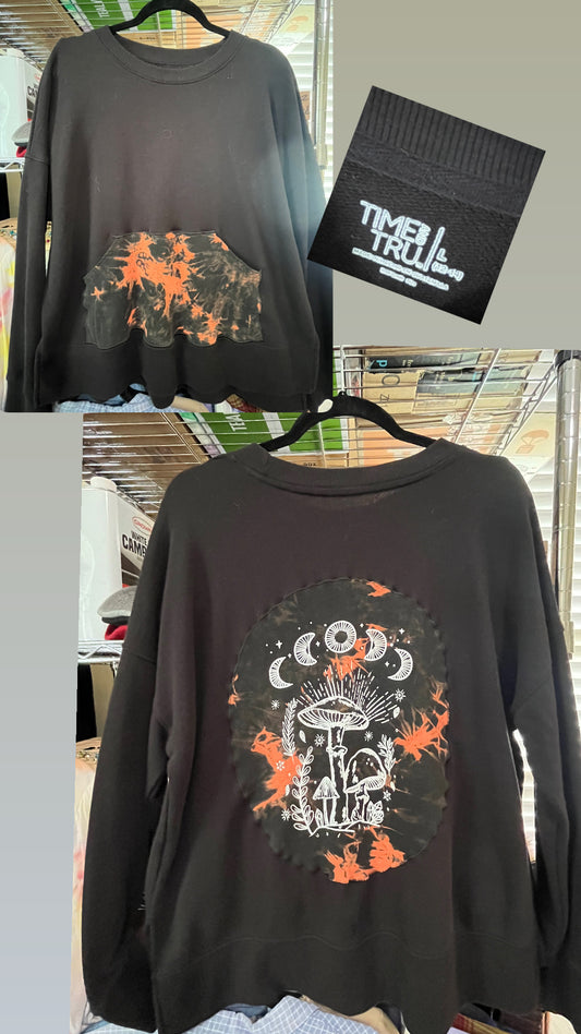 Phases of the Mushroom Pocket Sweatshirt L